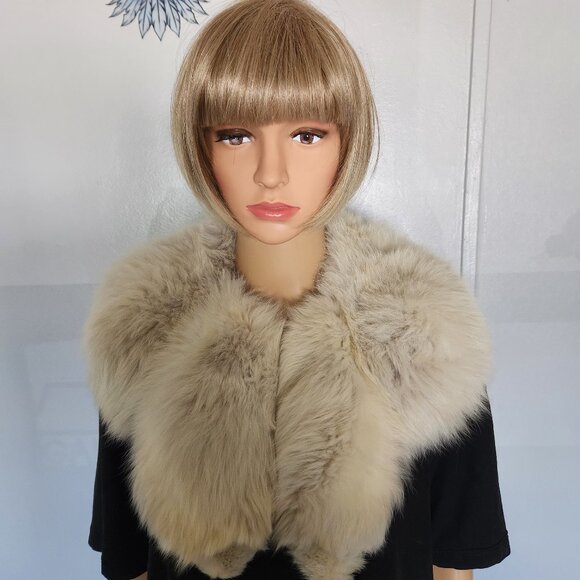 #664 Fox fur collar - Picture 1 of 4
